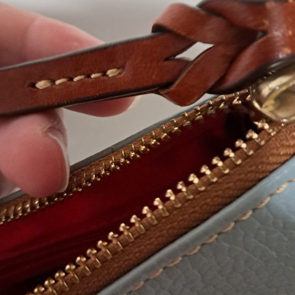 Dooney & Bourke. Blue crossbody bag. - Picture 7 of 11